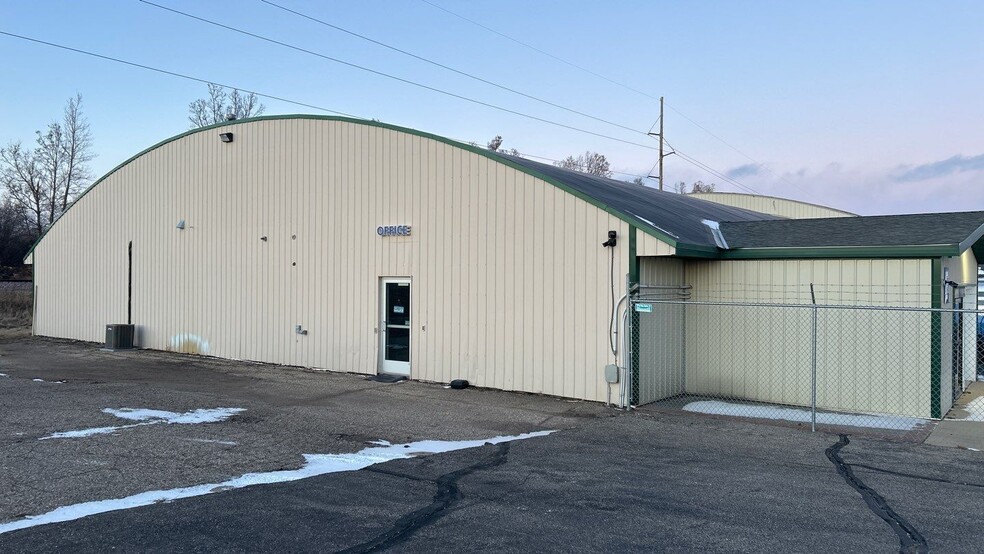 3714 4th St NW, Austin, MN for lease - Building Photo - Image 1 of 3