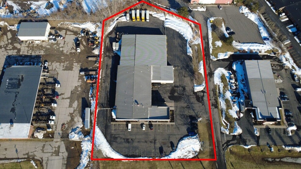 6800 Northern Blvd, East Syracuse, NY for sale - Building Photo - Image 2 of 17