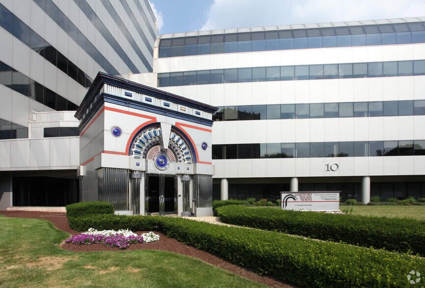 10 Columbus Blvd, Hartford, CT à louer - Photo du bâtiment - Image 2 de 6