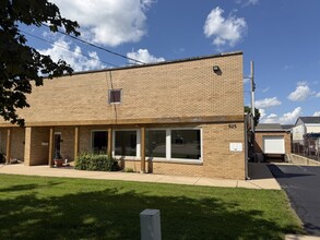 925 W Wilson St, Batavia, IL for lease Building Photo- Image 2 of 13