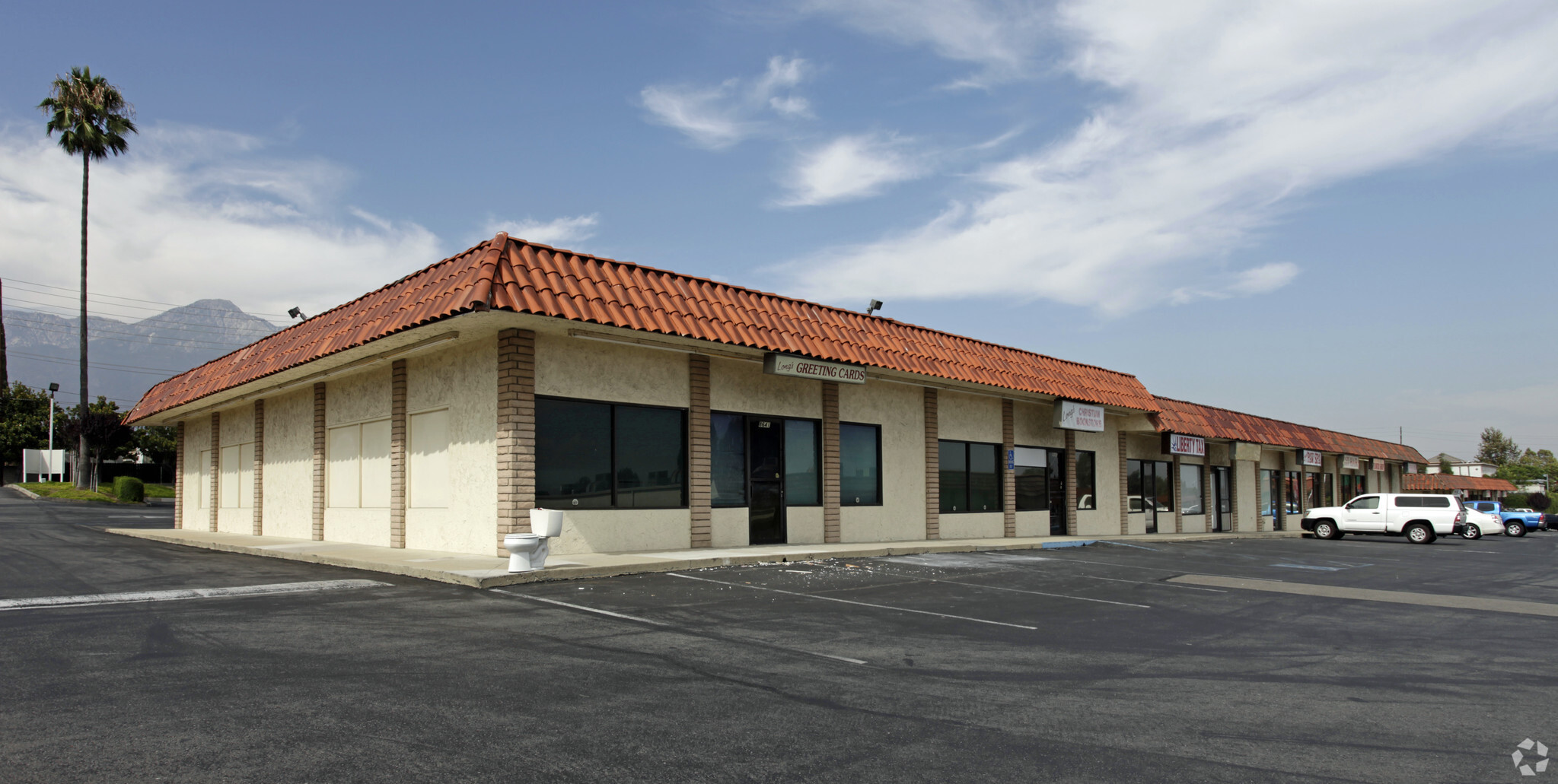 8643-8655 Baseline Rd, Rancho Cucamonga, CA for sale Primary Photo- Image 1 of 1