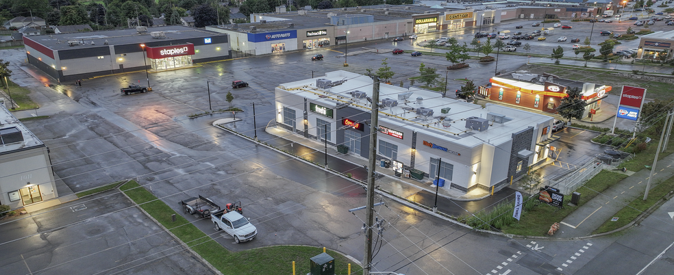 1025 Elgin St W, Cobourg, ON à louer - Photo du bâtiment - Image 3 de 6