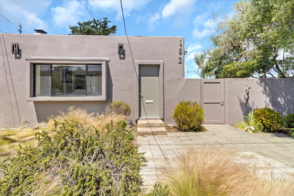 182 El Dorado St, Monterey, CA à vendre Photo du bâtiment- Image 1 de 1