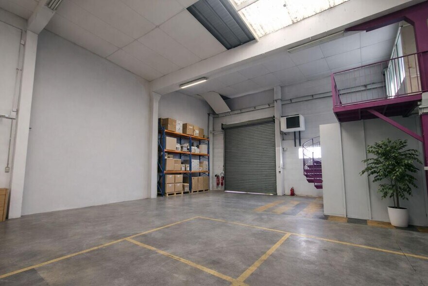 8 Rue André Clou, Toulouse for lease - Interior Photo - Image 2 of 8