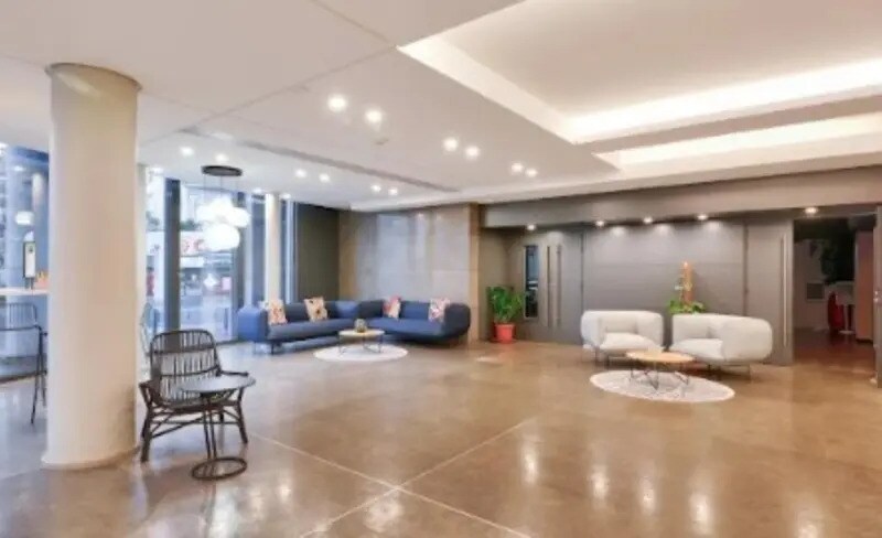 4 Rue Eugène Renault, Maisons-Alfort à louer - Hall d’entrée - Image 3 de 6