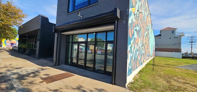 More details for 223 17th St, Virginia Beach, VA - Retail for Sale