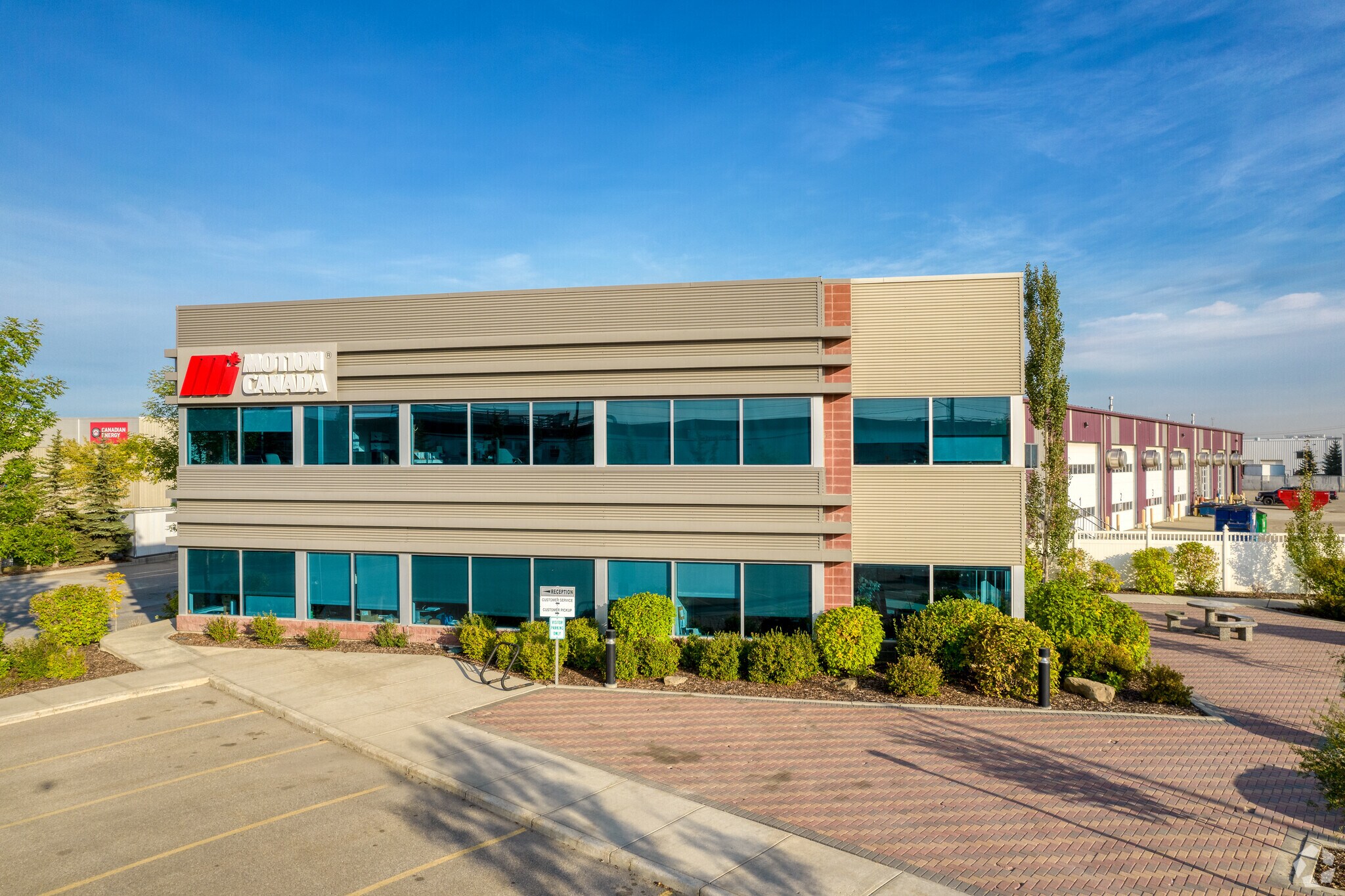 4390 106th Ave SE, Calgary, AB for sale Primary Photo- Image 1 of 1