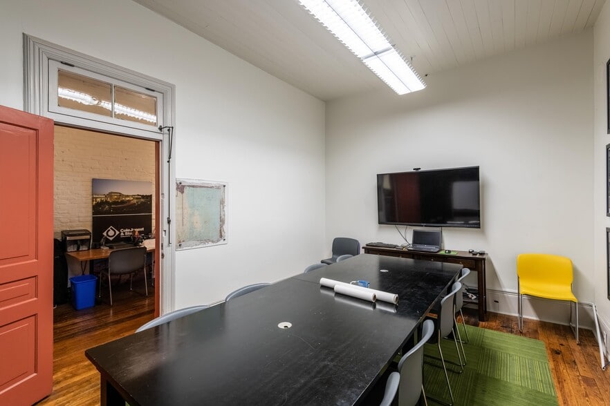 131-135 S Wilmington St, Raleigh, NC for lease - Building Photo - Image 2 of 13