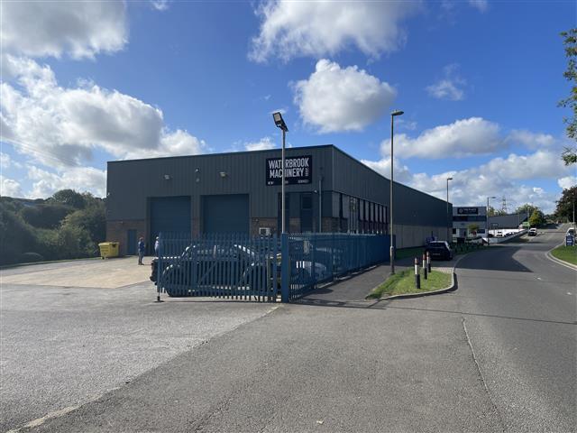 13 Mill Ln, Alton à louer - Photo du bâtiment - Image 1 de 5