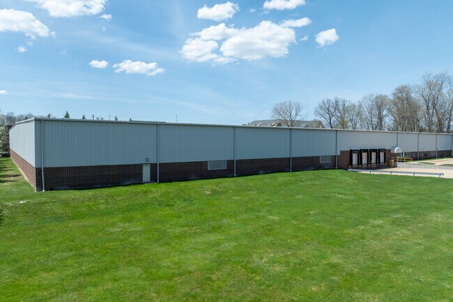 More details for 30700 Aurora Rd, Solon, OH - Industrial for Lease