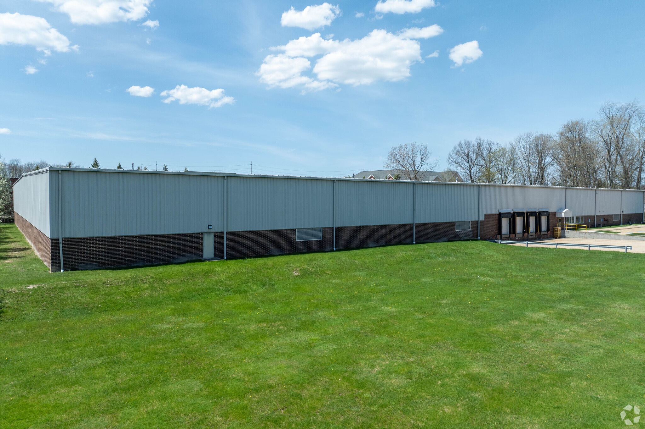 30700 Aurora Rd, Solon, OH for lease Primary Photo- Image 1 of 6