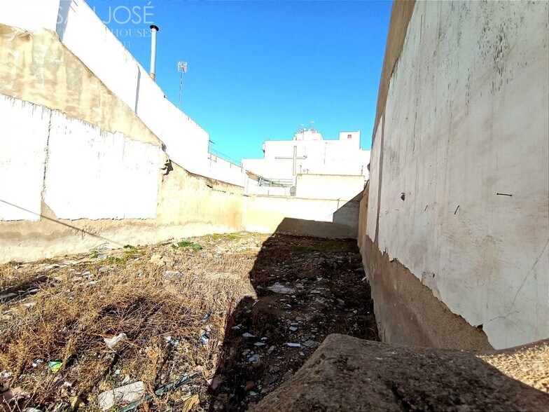Terrain dans Elche, Alicante à vendre - Photo de construction - Image 3 de 3
