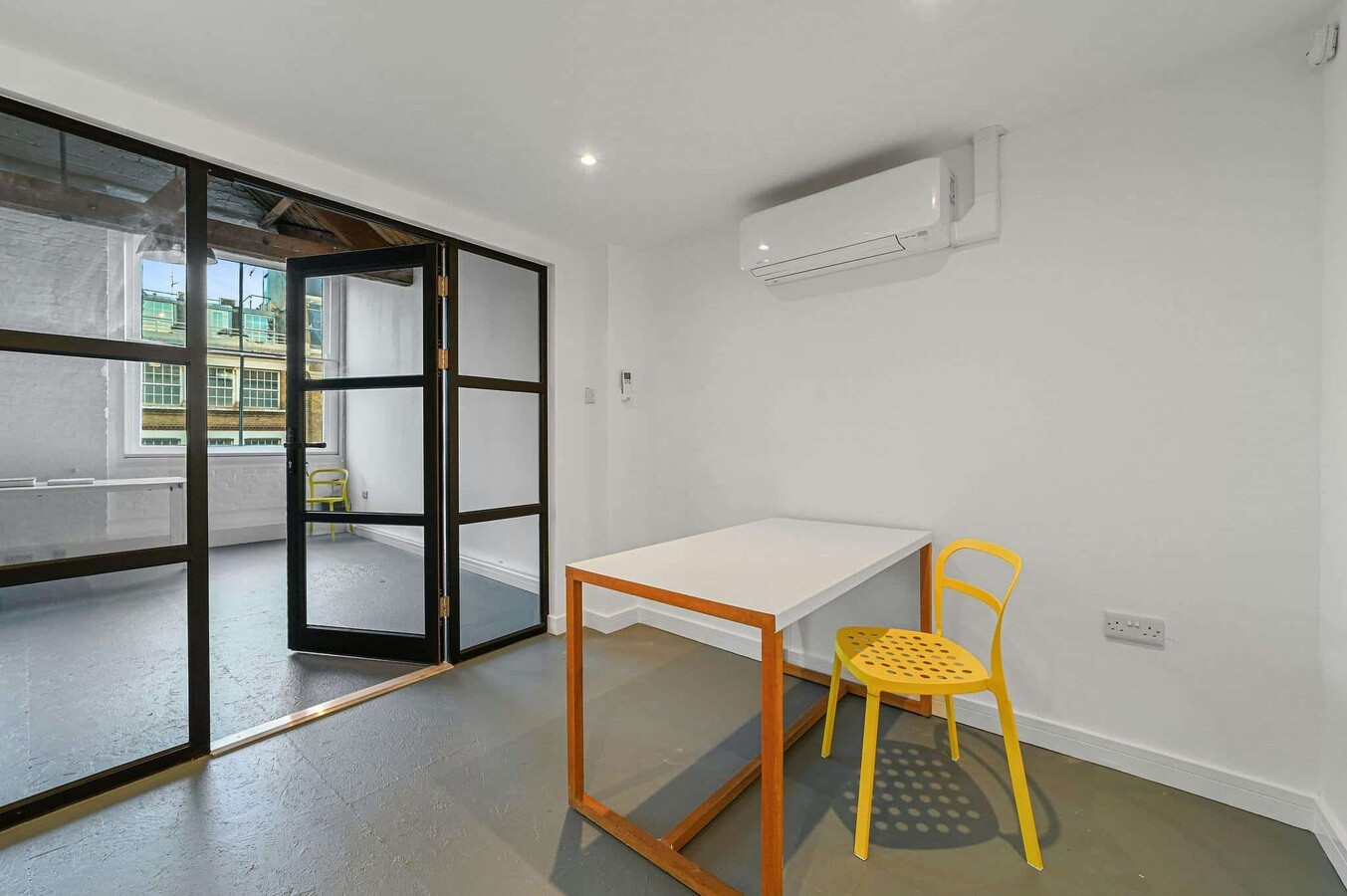 17 Willow St, London, LND EC2A 4BH - Unit 17 Willow Street - - Interior Photo - Image 1 of 9