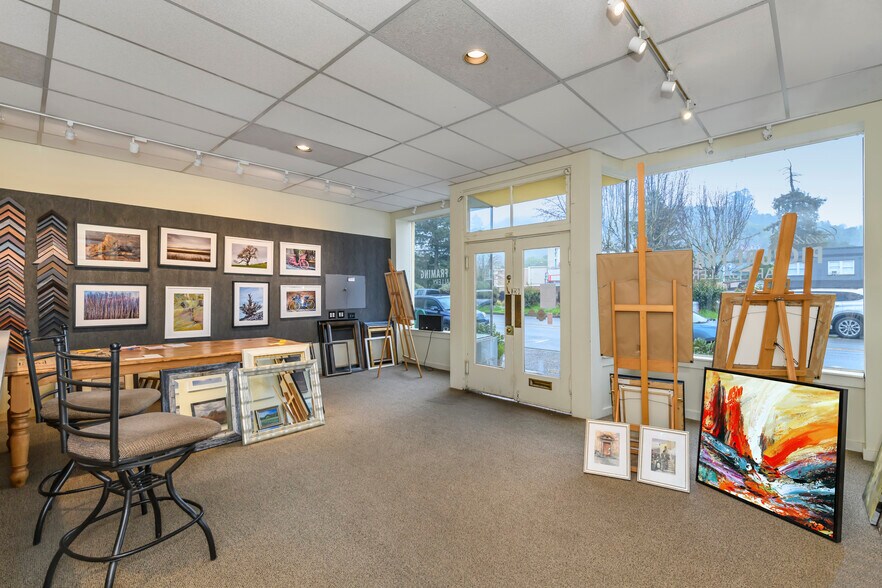 1824 Sir Francis Drake Blvd, Fairfax, CA à vendre - Photo intérieure - Image 3 de 21