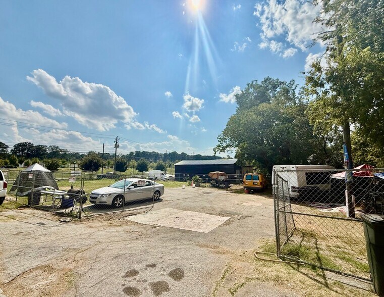 1187 Ira St, Atlanta, GA à vendre - Photo du bâtiment - Image 2 de 4