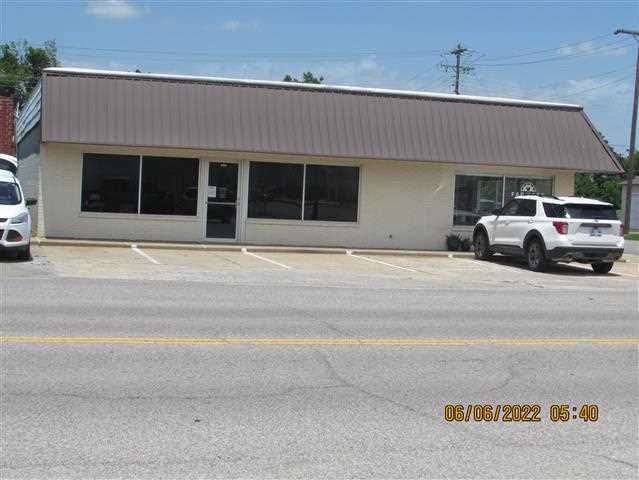 201 W Main St, Tuttle, OK for lease Primary Photo- Image 1 of 2