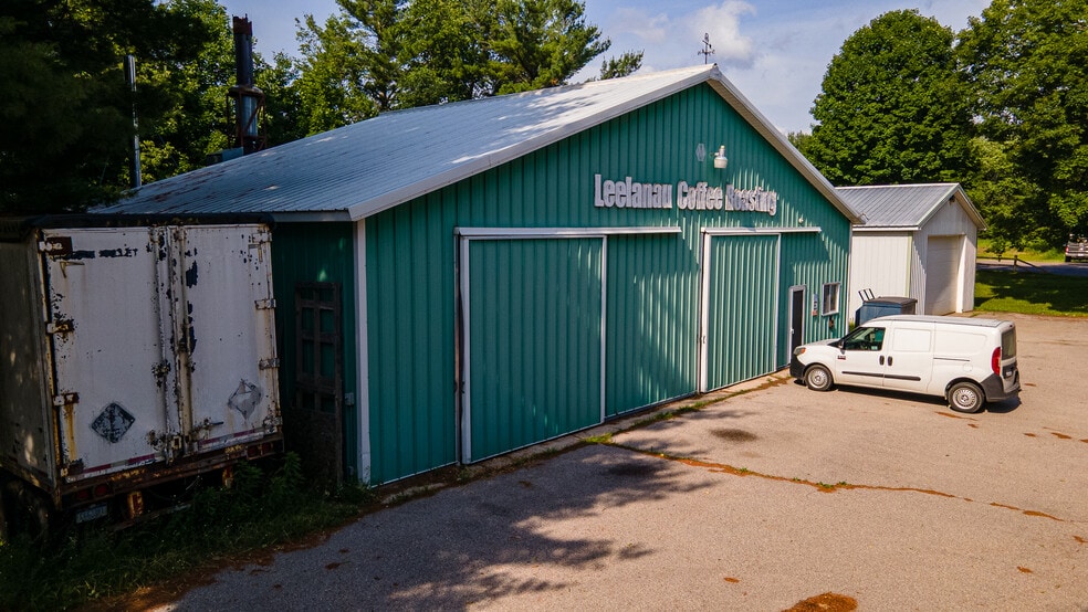 173 E Kasson Rd, Maple City, MI for sale - Building Photo - Image 2 of 12