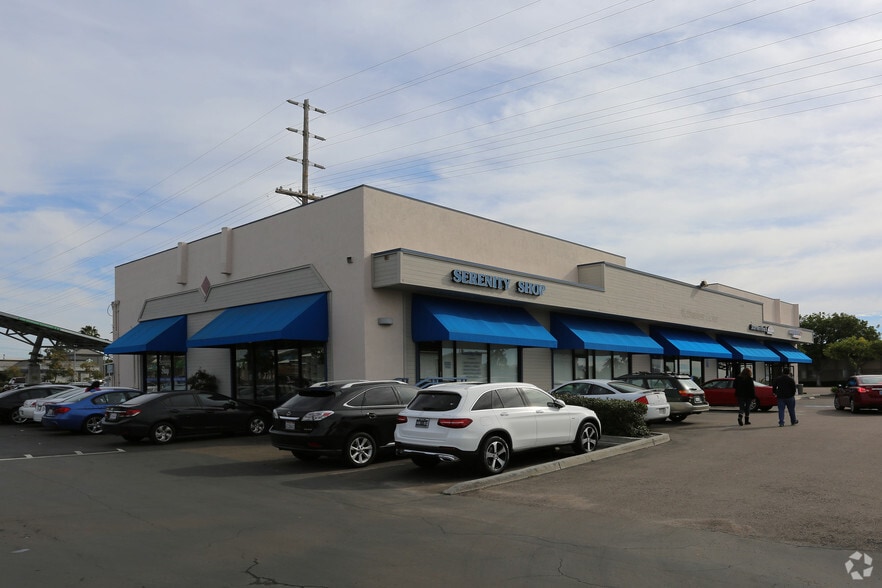 4724-4740 Clairemont Mesa Blvd, San Diego, CA for lease - Building Photo - Image 3 of 5