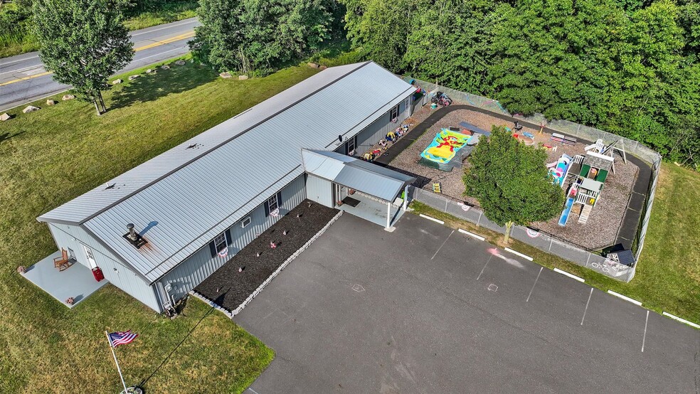 10 Rausch Creek Rd, Tremont, PA à vendre - Photo du bâtiment - Image 2 de 44