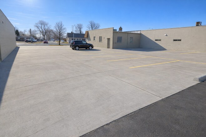29111 - 29109 Harper, St. Clair Shores portefeuille de 2 propriétés à vendre sur LoopNet.ca - Photo du bâtiment - Image 3 de 9