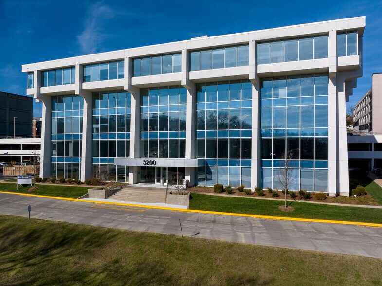 3200 West End Ave, Nashville, TN à louer - Photo du bâtiment - Image 2 de 4