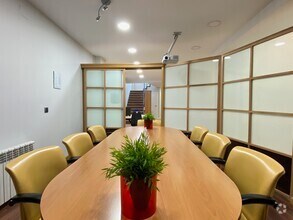 Office in Madrid, Madrid for lease Interior Photo- Image 2 of 18