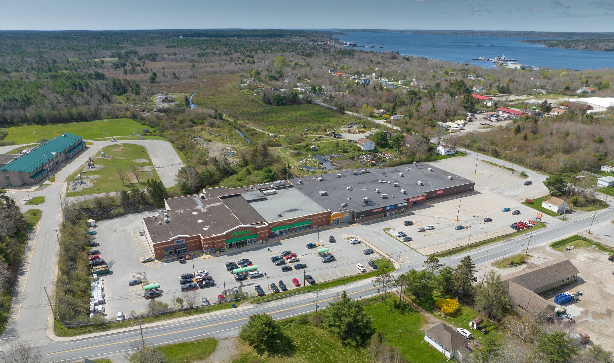 115 King St, Shelburne, NS for lease Building Photo- Image 1 of 2