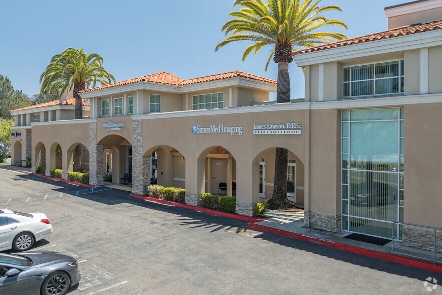 499 N El Camino Real, Encinitas, CA à louer - Photo du bâtiment - Image 2 de 5