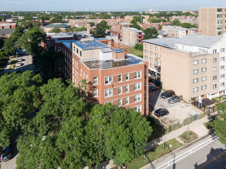 7270 S South Shore Dr, Chicago, IL à vendre - Photo du bâtiment - Image 3 de 32