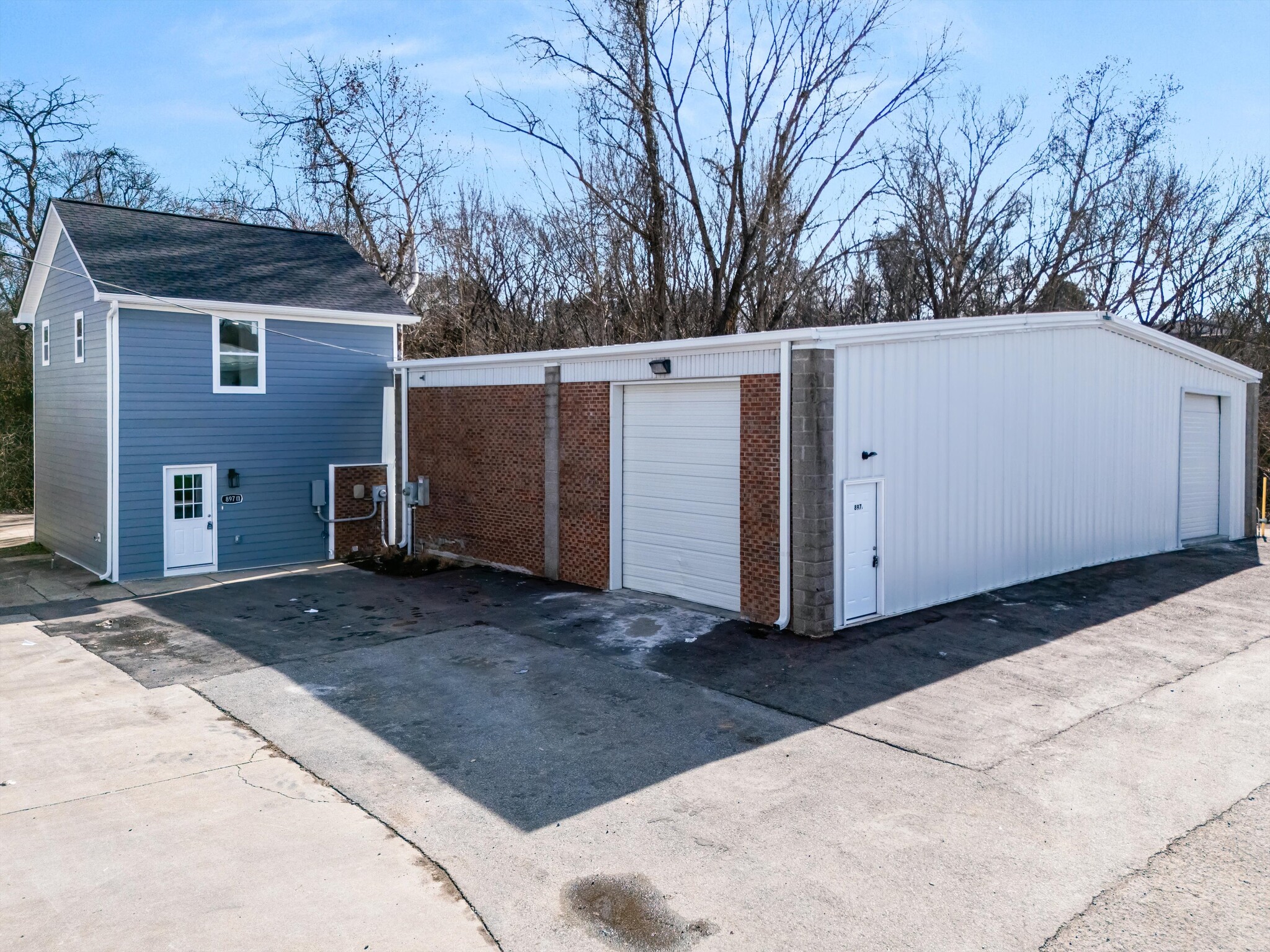22 S Barker St, Clarksville, TN for sale Building Photo- Image 1 of 16