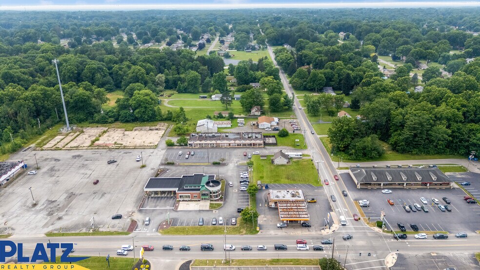 1716-1728 S Raccoon Rd, Austintown, OH à vendre - Photo du bâtiment - Image 3 de 11