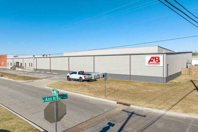 More details for 5401 NW 4th St, Oklahoma City, OK - Industrial for Lease