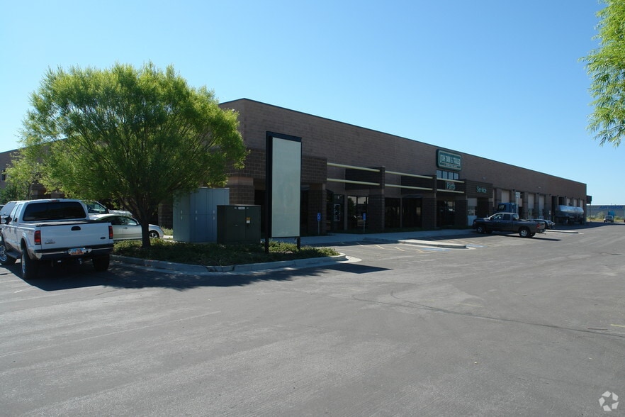 2255 S 5370 W, West Valley City, UT à louer - Photo du bâtiment - Image 2 de 4