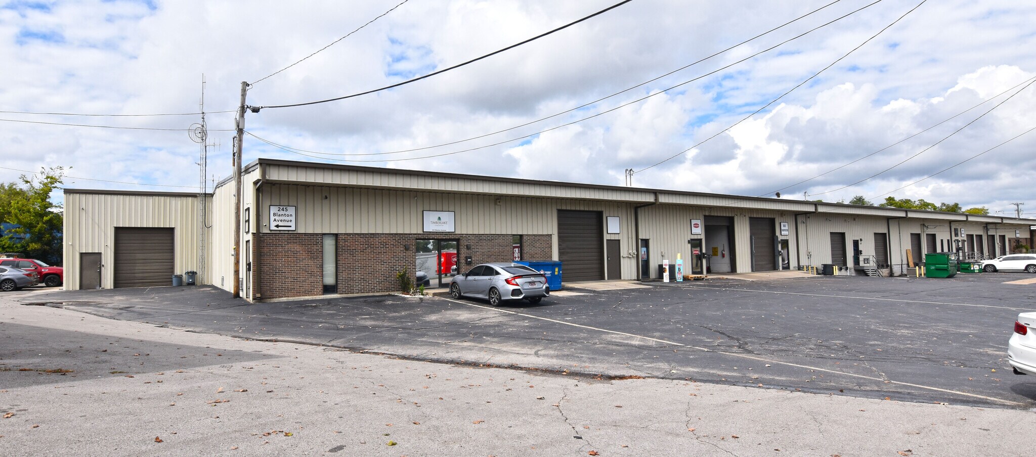 221-245 Blanton Ave, Nashville, TN à louer Photo principale- Image 1 de 10
