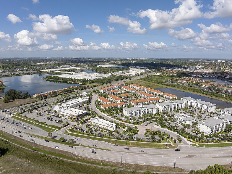 Miramar Pky, Miramar, FL à louer - Aérien - Image 2 de 19