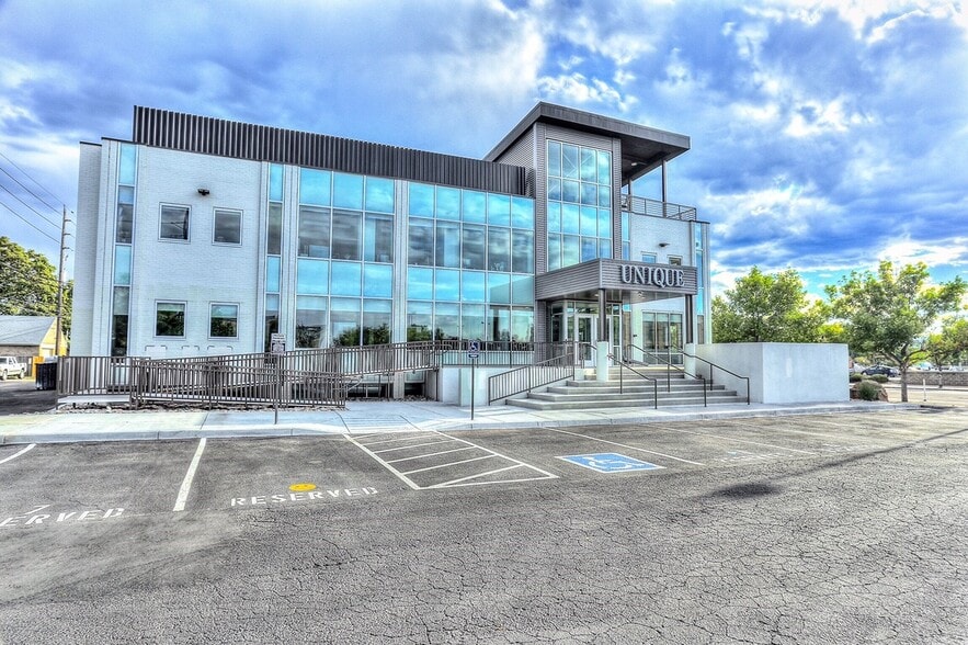 400 S Broadway, Denver, CO for lease - Building Photo - Image 2 of 7