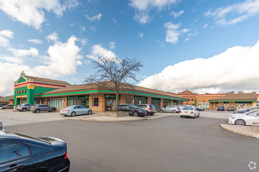 1177 Central Pky W, Mississauga, ON for sale - Primary Photo - Image 1 of 1