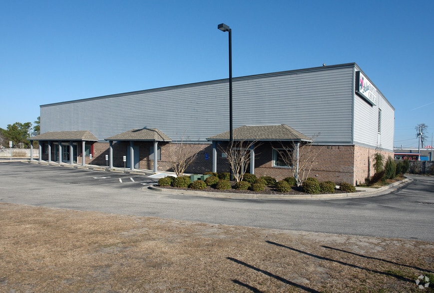 5654 Carolina Beach Rd, Wilmington, NC for sale - Building Photo - Image 3 of 12