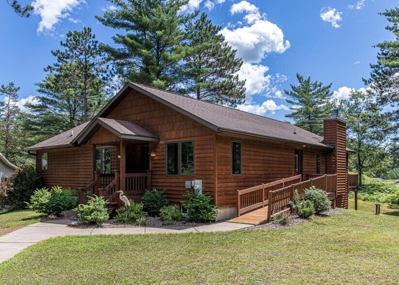 7076 Semrau Trail, Hazelhurst, WI à vendre - Photo du bâtiment - Image 1 de 8