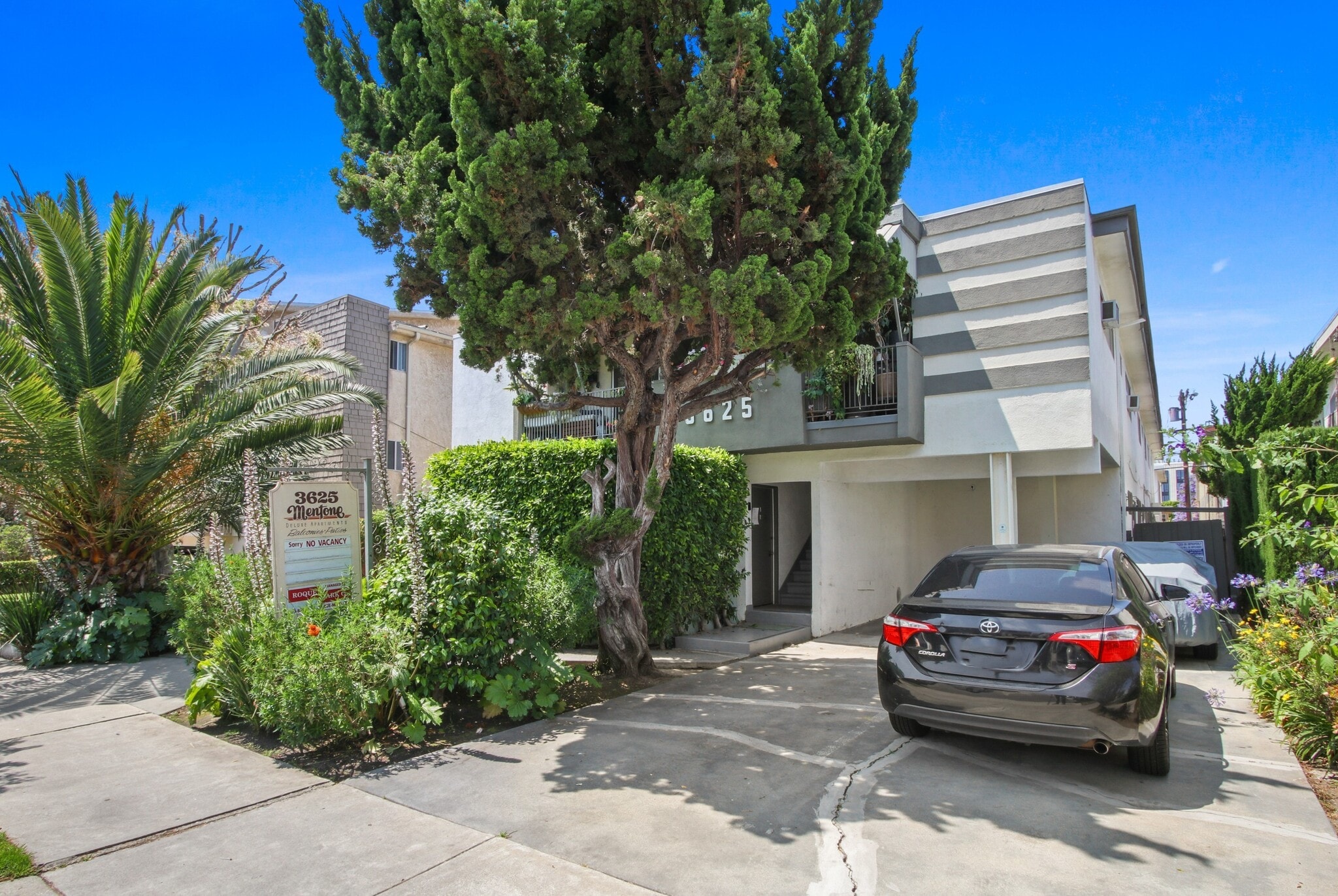 3625 Mentone Ave, Los Angeles, CA for sale Primary Photo- Image 1 of 17