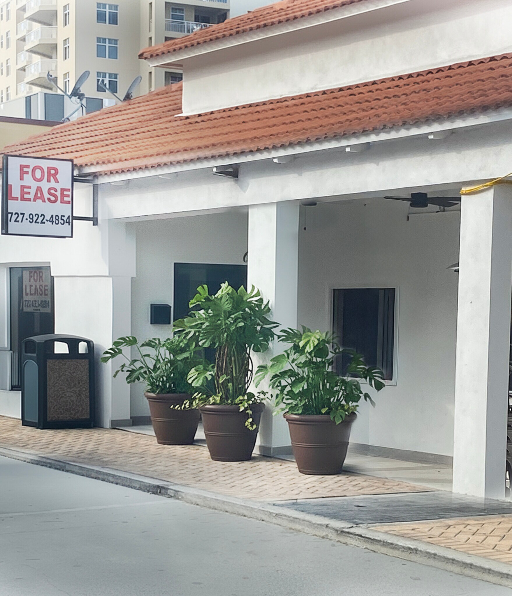 432 Poinsettia Ave, Clearwater, FL à louer Photo du bâtiment- Image 1 de 5