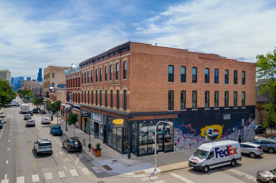 1422-1426 N Milwaukee Ave, Chicago, IL for sale - Primary Photo - Image 3 of 26