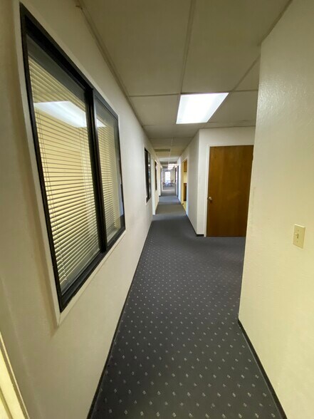 1117 Lone Palm Ave, Modesto, CA à louer - Photo du bâtiment - Image 3 de 13