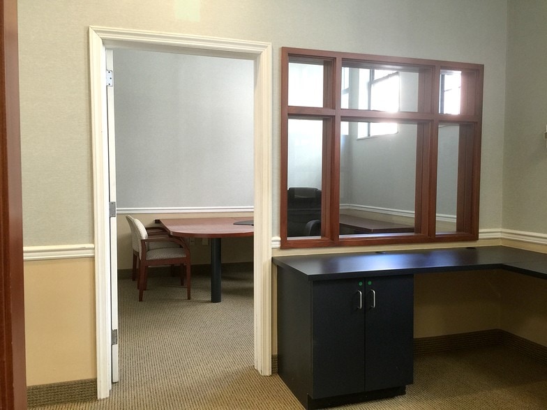 235 Main St, Hackensack, NJ for lease - Building Photo - Image 3 of 13