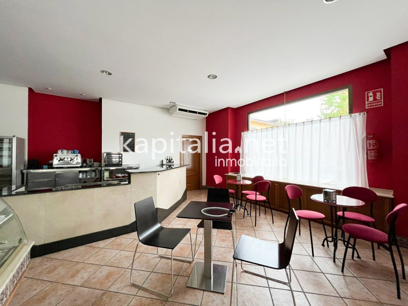 Retail in Ontinyent, Valencia for sale Building Photo- Image 1 of 7