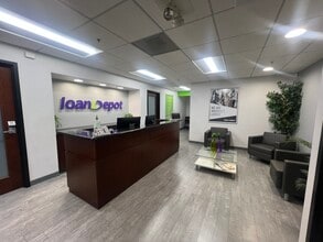 6760 N Oracle Rd, Tucson, AZ for lease Interior Photo- Image 1 of 11