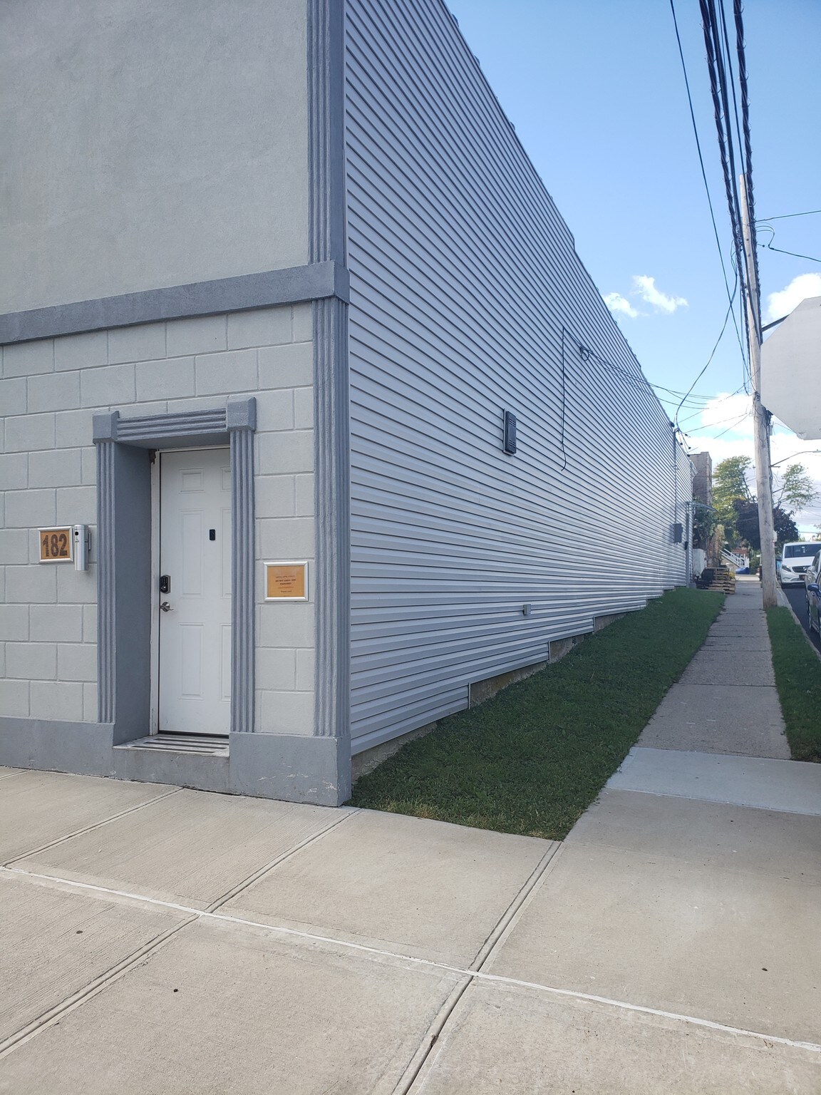 182 Vermont Ave, Staten Island, NY à vendre Photo du bâtiment- Image 1 de 17