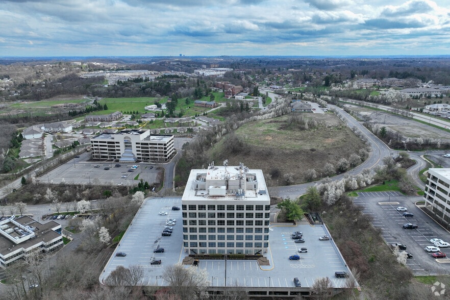 5700 Corporate Dr, Pittsburgh, PA for lease - Aerial - Image 3 of 6