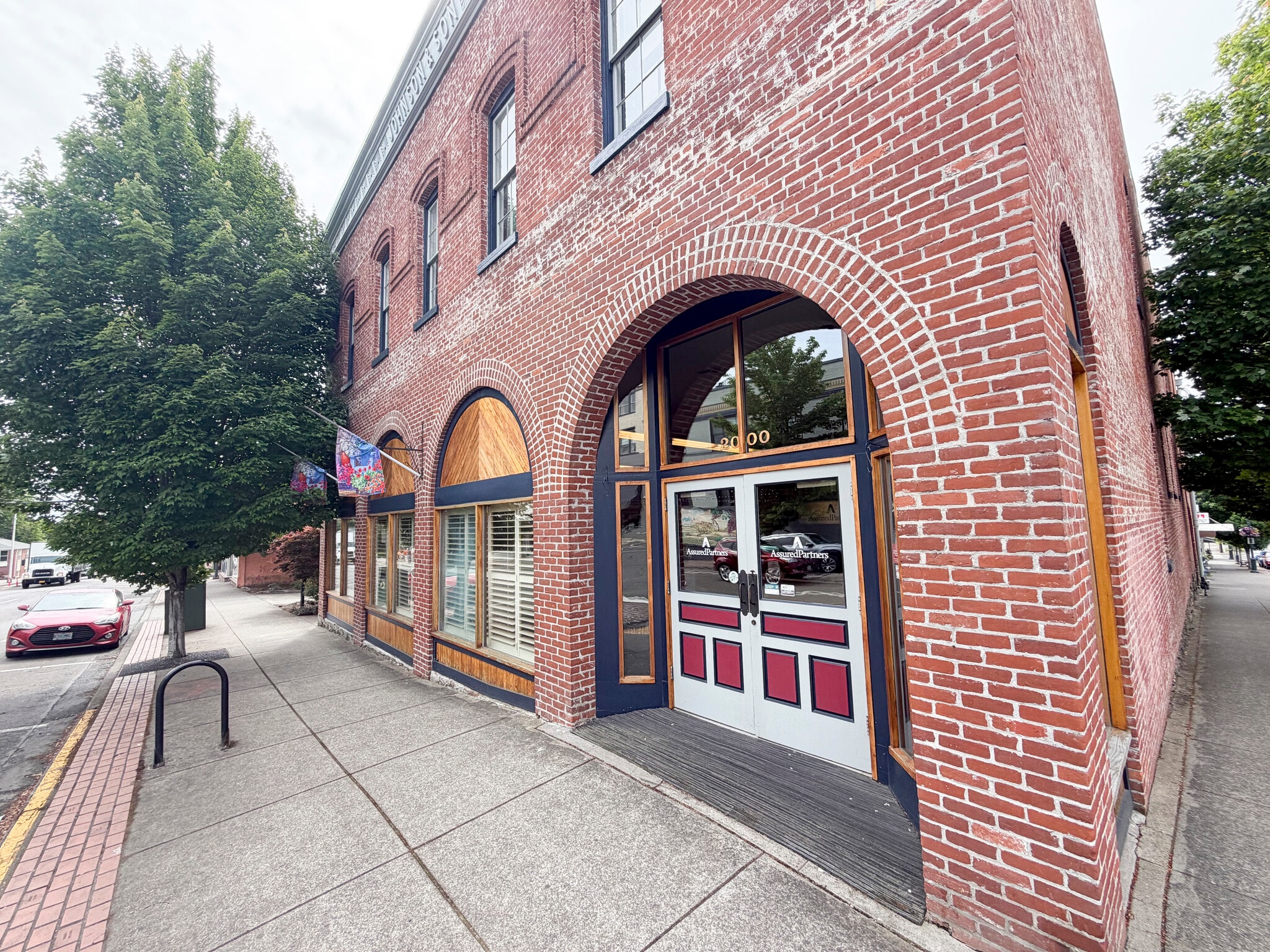 2000 Pacific Ave, Forest Grove, OR for lease Building Photo- Image 1 of 9