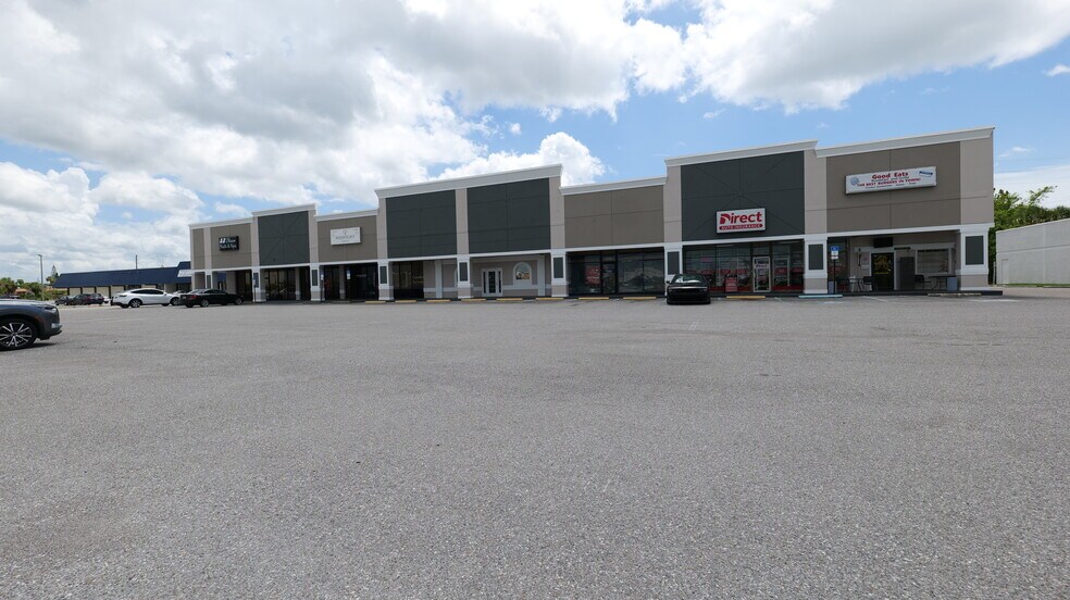 5114-5134 Us Highway 19, New Port Richey, FL à louer - Photo du bâtiment - Image 3 de 9